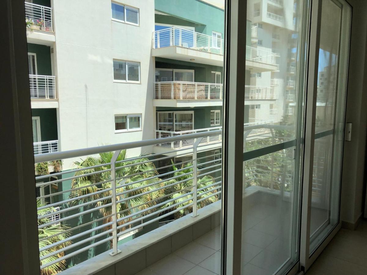 Best Location In Sliema Esterno foto